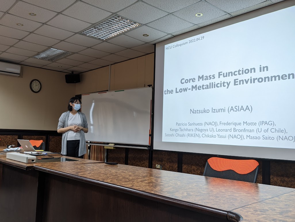 泉奈都子博士演講照片