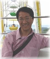 黃崇源教授的照片