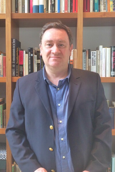 Prof. Laurent Loinard的大頭照