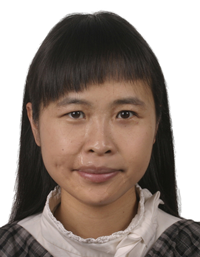 龐曉瑩的大頭照