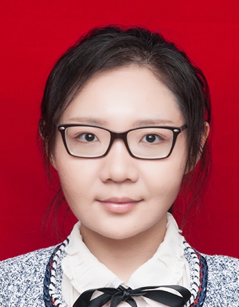 李鑫冉的大頭照